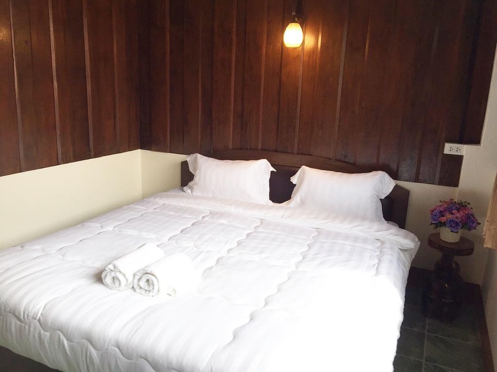 Phrasing Guesthouse Chiang Mai Buitenkant foto