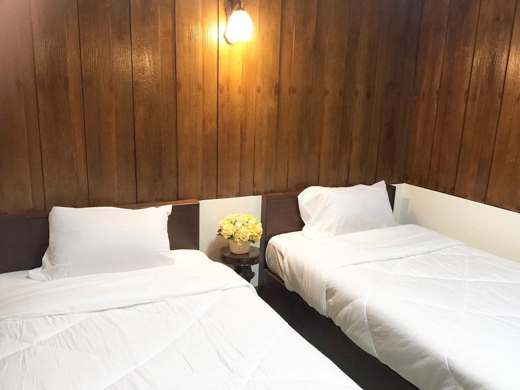 Phrasing Guesthouse Chiang Mai Buitenkant foto