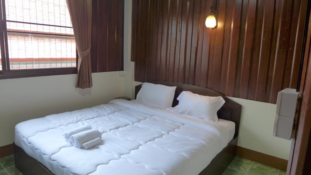 Phrasing Guesthouse Chiang Mai Buitenkant foto