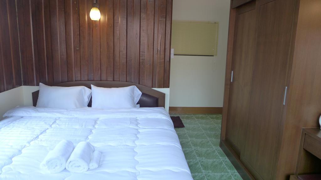 Phrasing Guesthouse Chiang Mai Buitenkant foto
