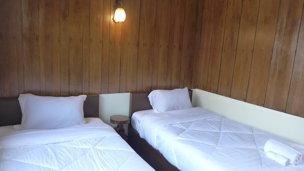 Phrasing Guesthouse Chiang Mai Buitenkant foto