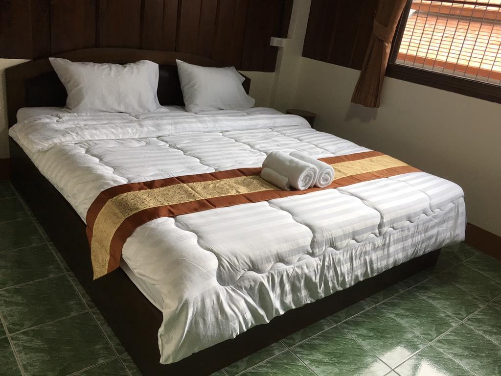 Phrasing Guesthouse Chiang Mai Buitenkant foto