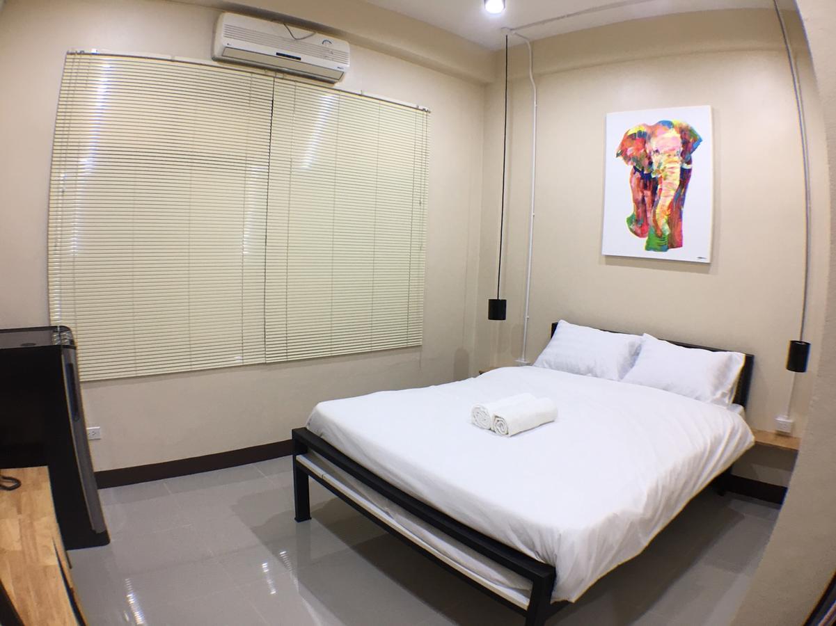 Phrasing Guesthouse Chiang Mai Buitenkant foto